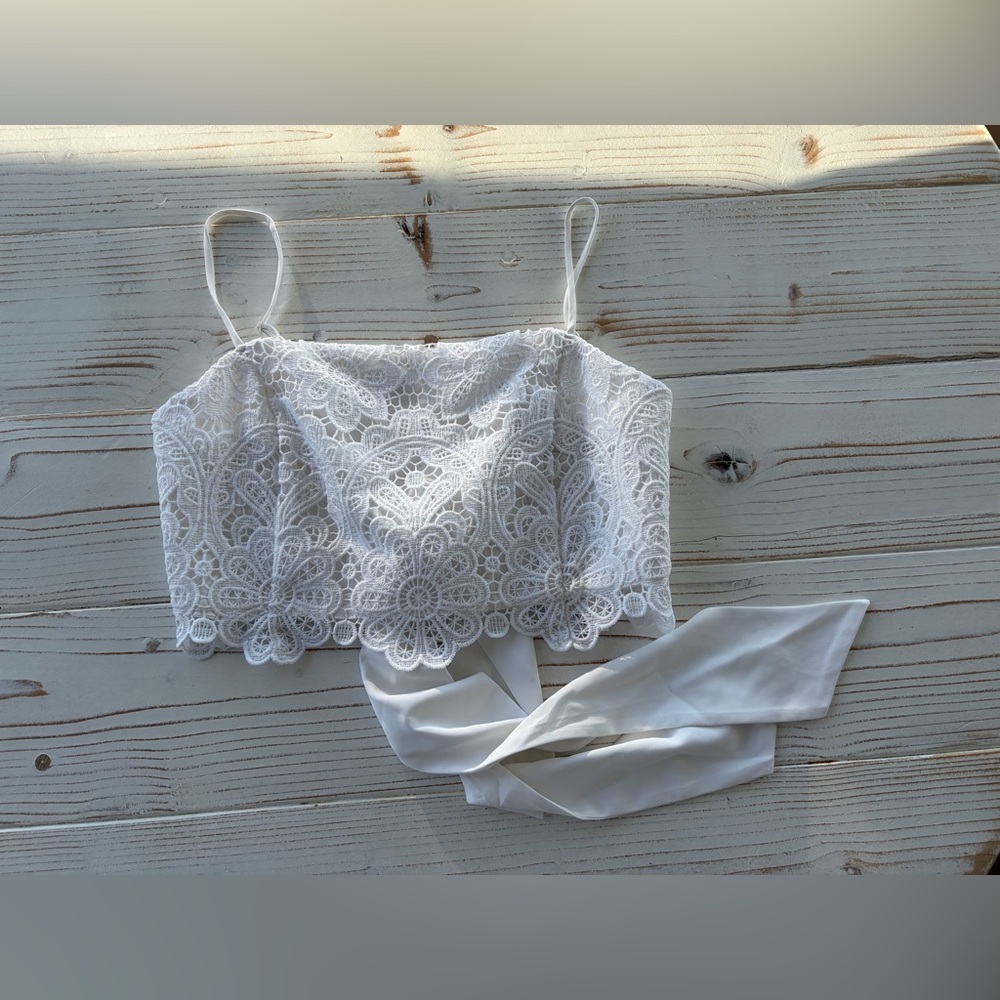 Abercrombie Ultra Cropped Lace Squareneck Set Top NWT - Picture 10 of 10